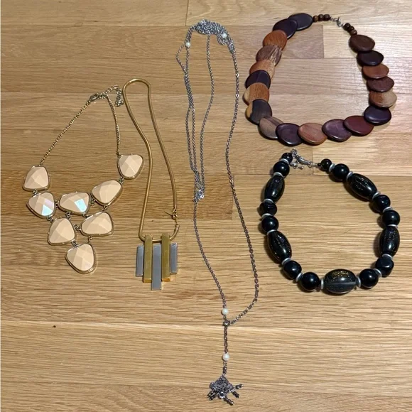 Vintage & Modern Jewelry Lot - 5 Statement Pieces - Gold Tone & Natural Stone - Picture 4 of 5